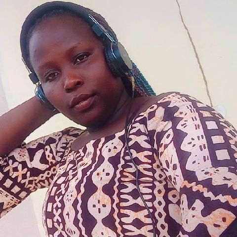 Nakayenze