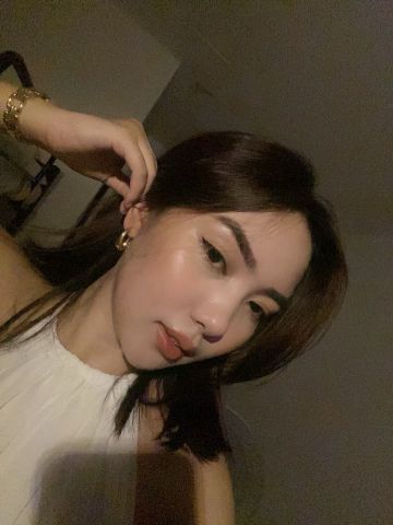 Lydia75