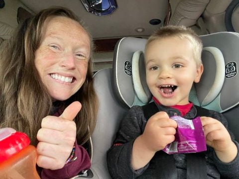 deborahamos is Single in PARKERSBURG, West Virginia, 3