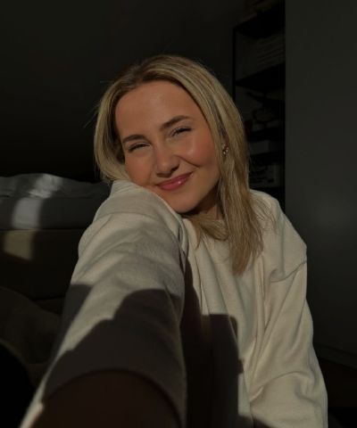 Molly21