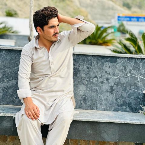 Mansoor804