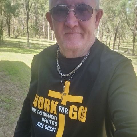 holyghostandfire is Single in Blenheim, Queensland, 3