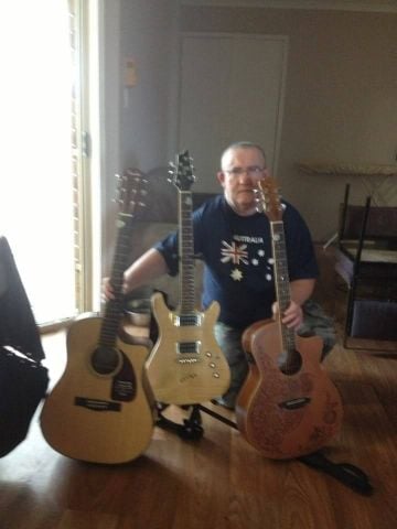 holyghostandfire is Single in Blenheim, Queensland, 8