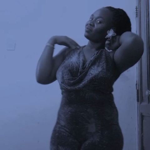 Akello20357