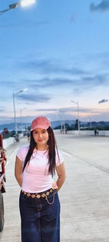 Claudine18