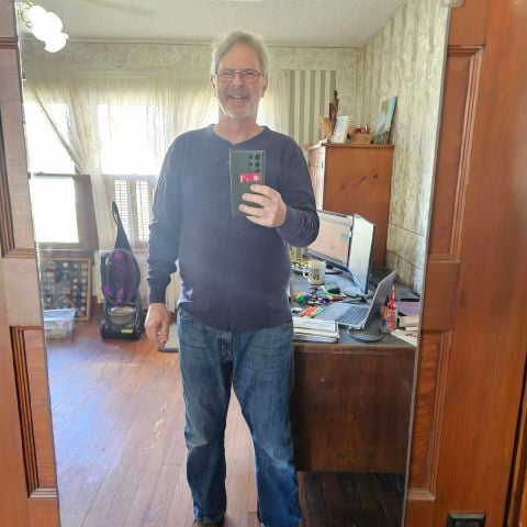 Alant is Single in Nelson, Missouri, 9