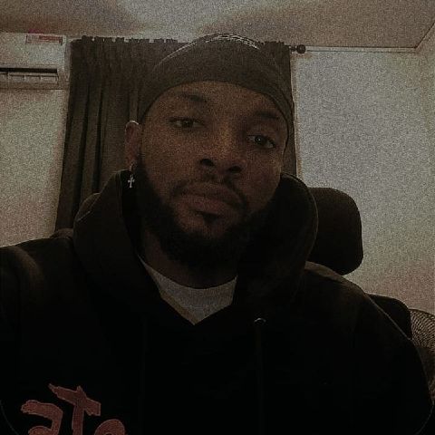 Chrisliamtj is Single in Berrylands, England, 4
