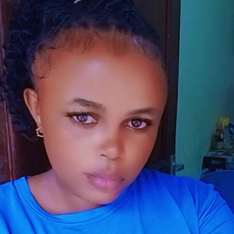 Esther677194