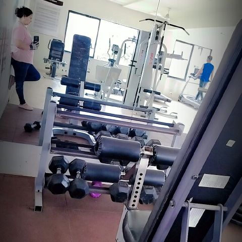 Lovee93