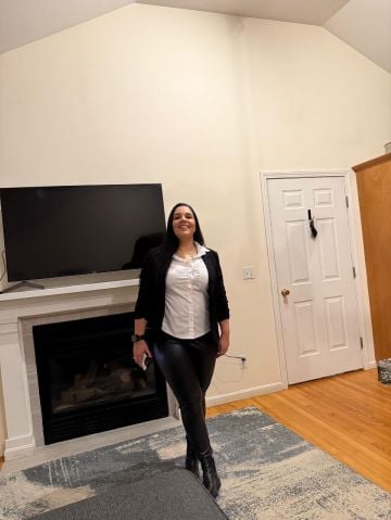 Geannini is Single in lowell, Massachusetts, 6