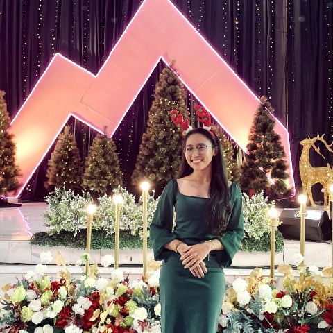 GloriadeQ is Single in Ambon, Maluku, 3