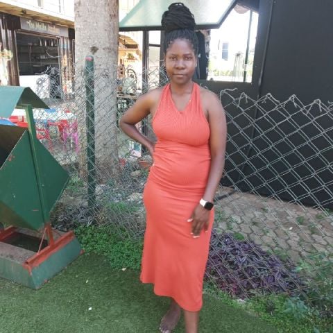 Shaniz38