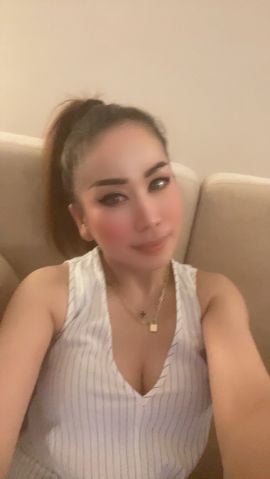 Laura5075