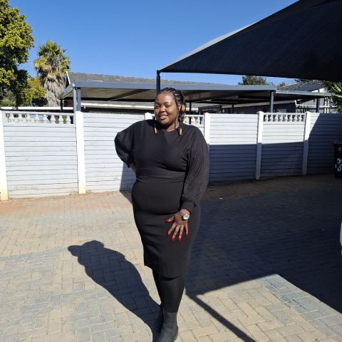 Anniemamoyo