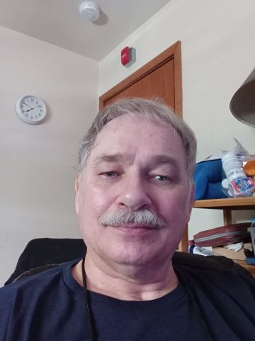 Kspiposo is Single in West Allis, Wisconsin, 2