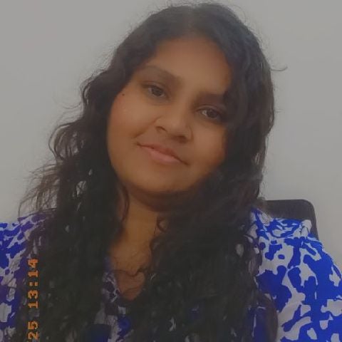 Sarah_Mia27