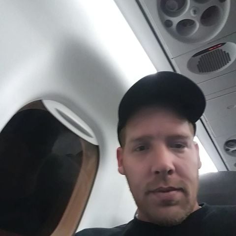 Casey1281 is Single in Newark, Delaware, 6