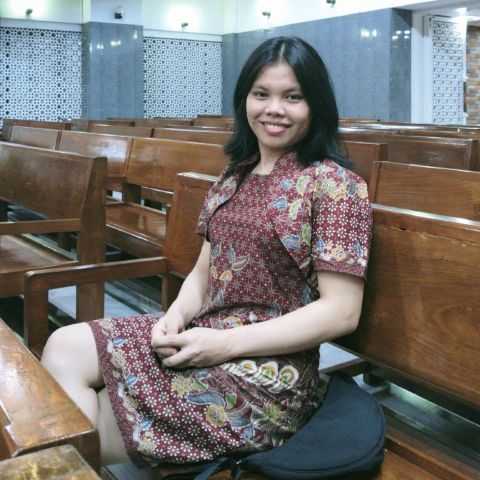 Lona25