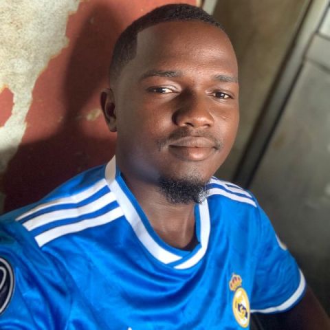 Alieu09