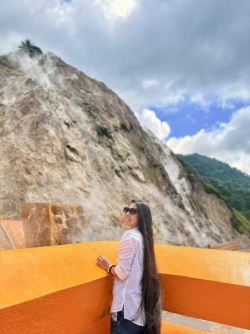 ApostolicLady28