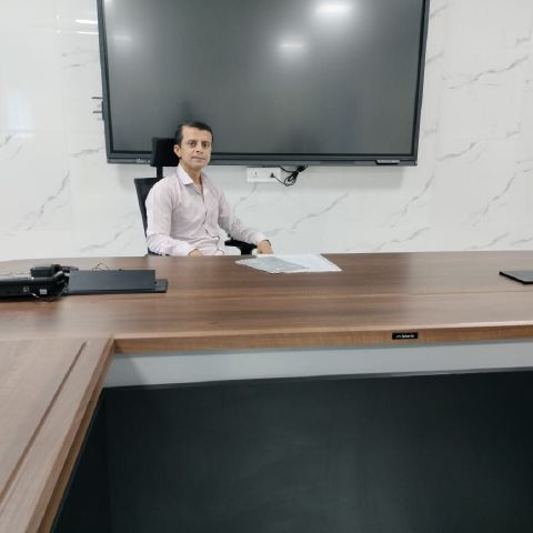 Amit747