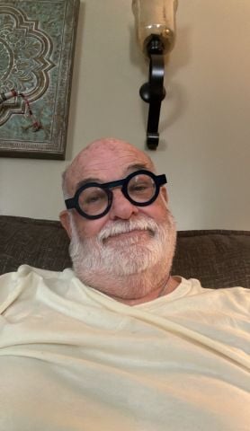 Oldprodigy5976 is Single in lake forest, Illinois, 1