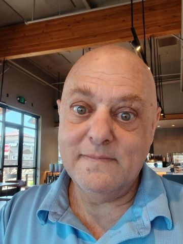 ParisR888 is Single in Sherwood, Oregon, 2