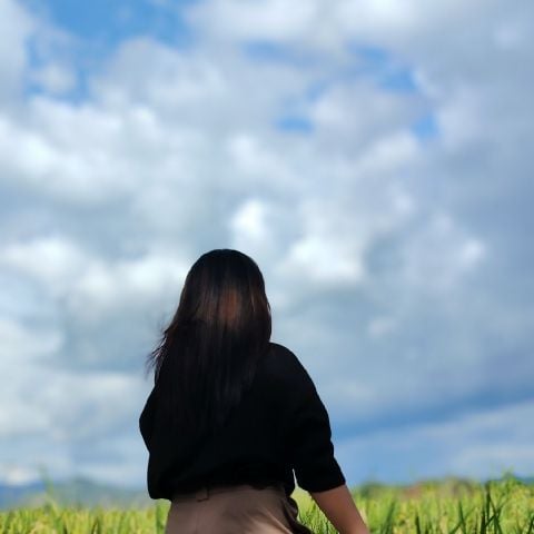 Lauv03