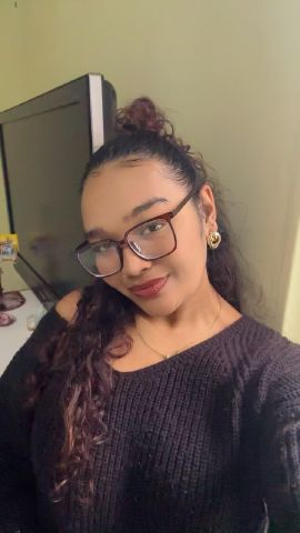 Christina1049