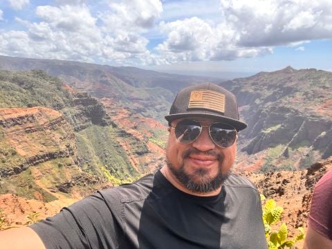 Frank825 is Single in San Francisco, California, 3