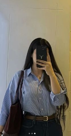 Ellie002