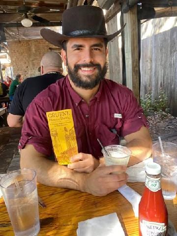 JoshuaCarlos94 is Single in Kyle, Texas, 4