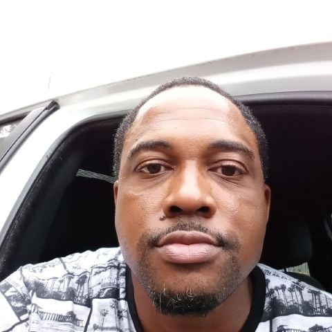 Dee198444845