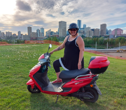 DebbieT73 is Single in Edmonton, Alberta, 5