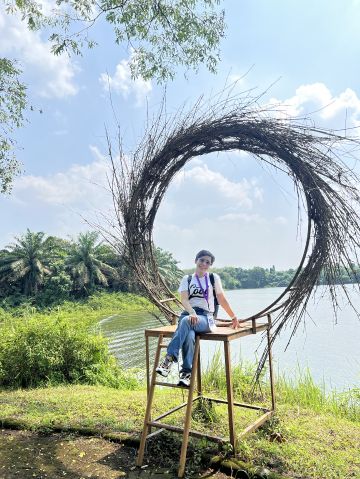 Yifeng
