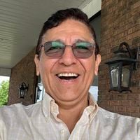 JulioZ1218 is Single in Markham, Ontario, 6