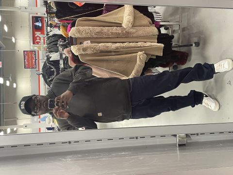 Lookin4u88 is Single in MILWAUKEE, Wisconsin, 3