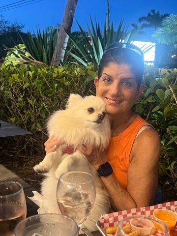 Carla1259 is Single in Fort Lauderdale, Florida, 4