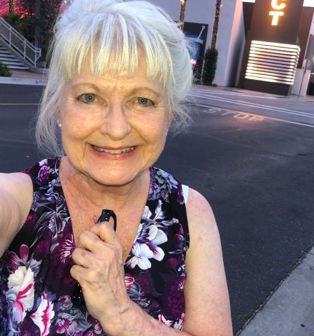 Kristine333 is Single in Tempe, Arizona, 3