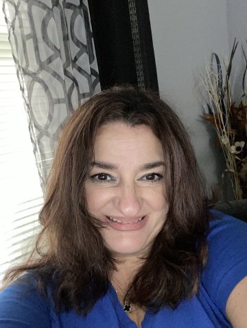 Dani1283 is Single in Summerfield, Florida, 3