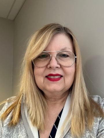 denise168 is Single in Pittsburgh, Pennsylvania, 4