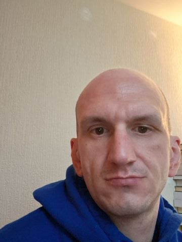 Miles198827 is Single in DUMFRIES, Scotland, 3