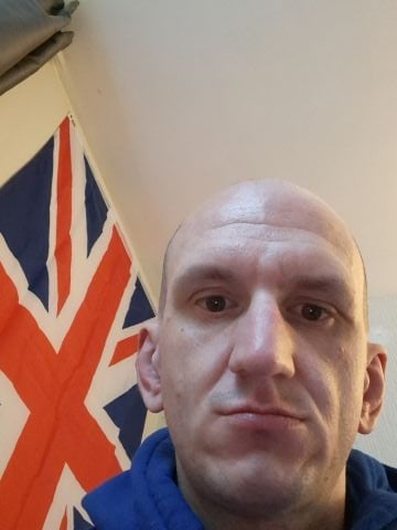 Miles198827 is Single in DUMFRIES, Scotland, 4