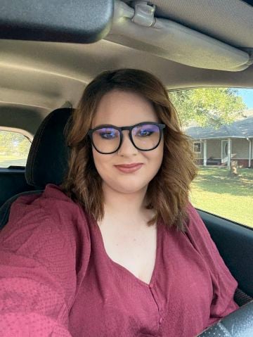 Emma_Cas