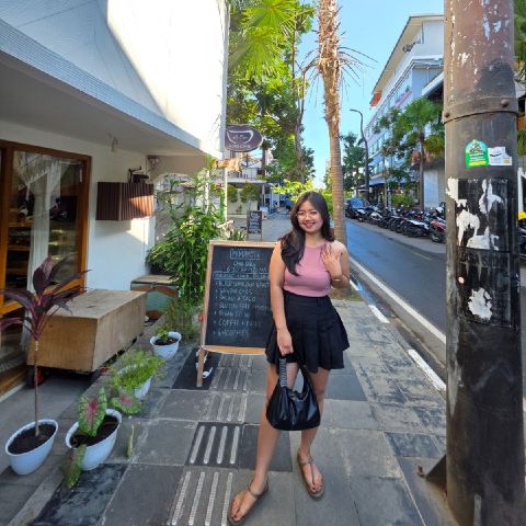 Christin24