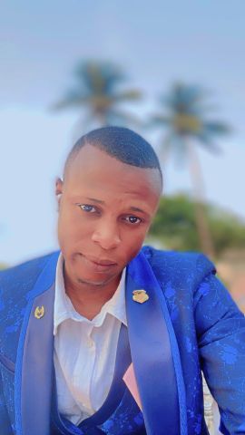 Gaskinwisdom is Single in FREETOWN, Western Area, 4