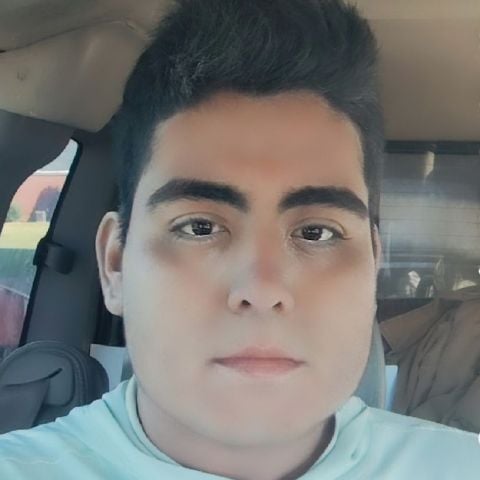 Z0mbieSenpai0530 is Single in Panama City, Florida, 3
