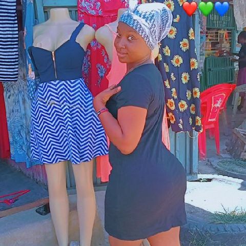 Faiza001