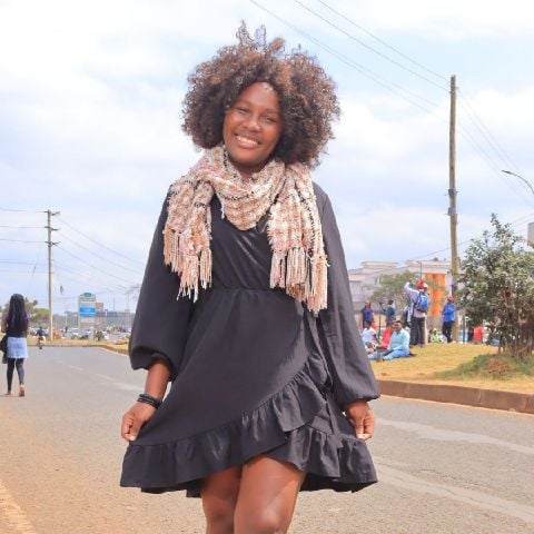 Achieng6