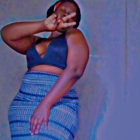 Monique36